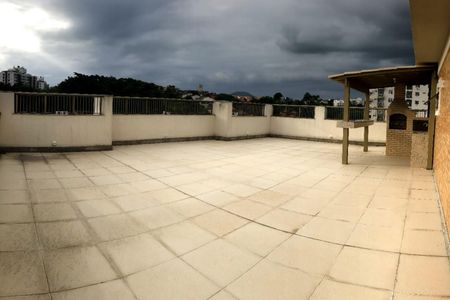 Apartamento à venda com 64m², 2 quartos e 1 vagaÁrea comum