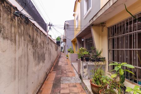 Casa de condomínio à venda com 64m², 2 quartos e sem vagaCorredor
