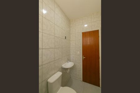 Casa à venda com 90m², 2 quartos e 2 vagasBanheiro