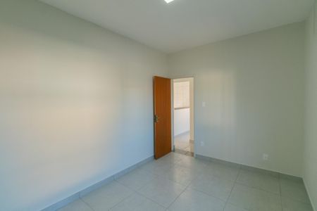 Casa à venda com 90m², 2 quartos e 2 vagasQuarto