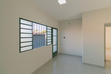 Sala de casa à venda com 2 quartos, 90m² em Jardim Leblon, Belo Horizonte