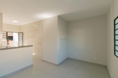 Casa à venda com 90m², 2 quartos e 2 vagasSala