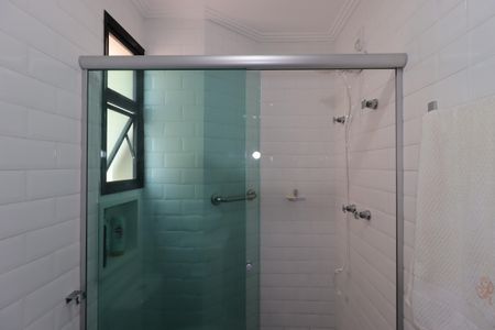 Apartamento à venda com 210m², 4 quartos e 4 vagasBanheiro da Suíte 1