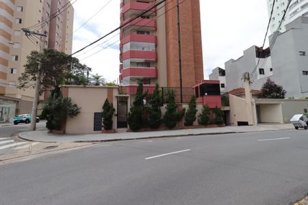 Apartamento à venda com 210m², 4 quartos e 4 vagasFachada