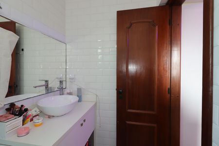 Apartamento à venda com 210m², 4 quartos e 4 vagasBanheiro da Suíte 2