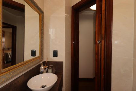 Apartamento à venda com 210m², 4 quartos e 4 vagasLavabo