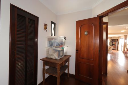 Apartamento à venda com 210m², 4 quartos e 4 vagasEscritório