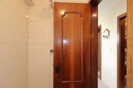 Apartamento à venda com 210m², 4 quartos e 4 vagasBanheiro de Serviço