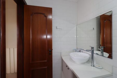 Apartamento à venda com 210m², 4 quartos e 4 vagasBanheiro da Suíte 1