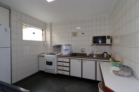 Apartamento à venda com 210m², 4 quartos e 4 vagasÁrea Comum - Salão de Festa