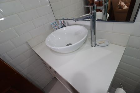 Apartamento à venda com 210m², 4 quartos e 4 vagasBanheiro da Suíte 1