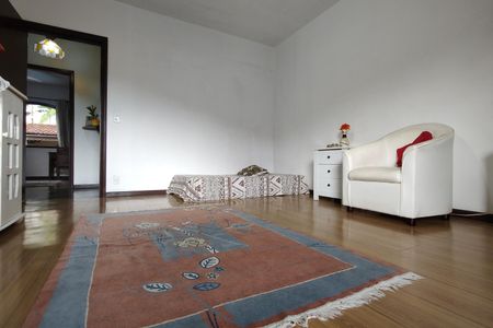 Casa de condomínio à venda com 330m², 4 quartos e 2 vagasQuarto 4