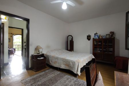 Casa de condomínio à venda com 330m², 4 quartos e 2 vagasQuarto 3 - Suíte