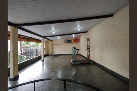 Casa de condomínio à venda com 330m², 4 quartos e 2 vagasTerraço