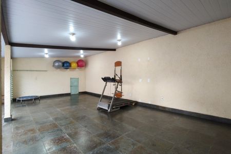 Casa de condomínio à venda com 330m², 4 quartos e 2 vagasTerraço