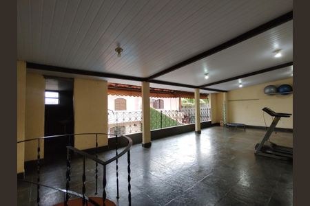 Casa de condomínio à venda com 330m², 4 quartos e 2 vagasTerraço