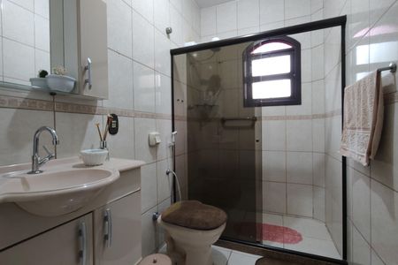 Casa de condomínio à venda com 330m², 4 quartos e 2 vagasBanheiro Social