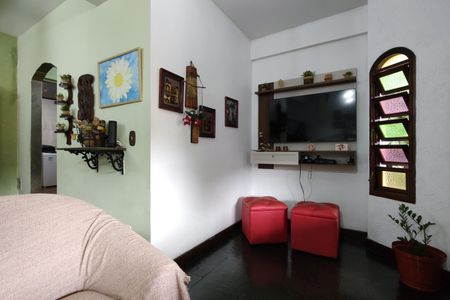 Casa de condomínio à venda com 330m², 4 quartos e 2 vagasSala