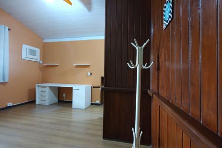 Casa de condomínio à venda com 330m², 4 quartos e 2 vagasQuarto 1