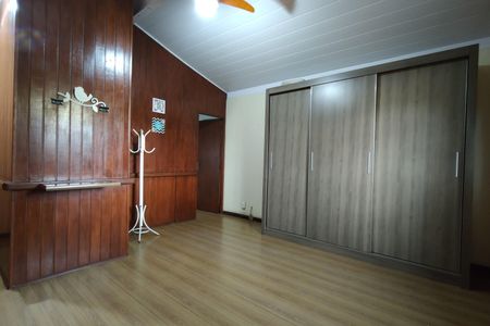 Casa de condomínio à venda com 330m², 4 quartos e 2 vagasQuarto 1