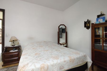 Casa de condomínio à venda com 330m², 4 quartos e 2 vagasQuarto 3 - Suíte