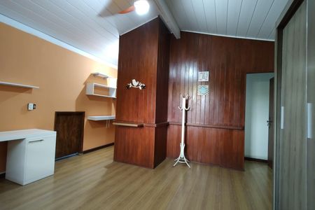 Casa de condomínio à venda com 330m², 4 quartos e 2 vagasQuarto 1