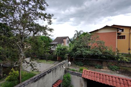 Casa de condomínio à venda com 330m², 4 quartos e 2 vagasVista 