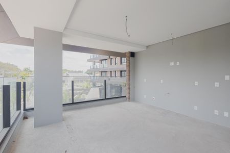 Apartamento à venda com 301m², 3 quartos e 4 vagasVaranda