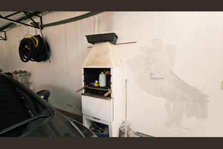 Casa à venda com 100m², 4 quartos e 5 vagas