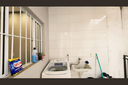 Casa à venda com 100m², 4 quartos e 5 vagas