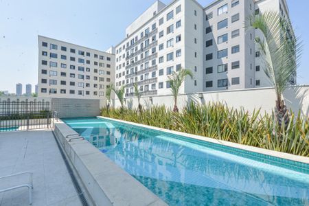Apartamento para alugar com 35m², 2 quartos e 1 vaga Apartamento para alugar com 35m², 2 quartos e 1 vagaÁrea comum - Piscina