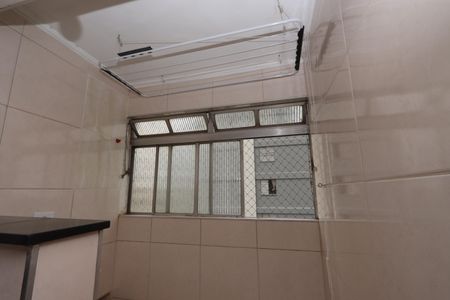 Apartamento à venda com 82m², 2 quartos e 1 vagaÁrea de Serviço