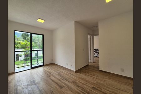 Sala de apartamento para alugar com 2 quartos, 50m² em Vargem Grande, Rio de Janeiro