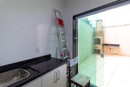 Casa à venda com 220m², 3 quartos e 4 vagas Casa à venda com 220m², 3 quartos e 4 vagasÁrea de Serviço