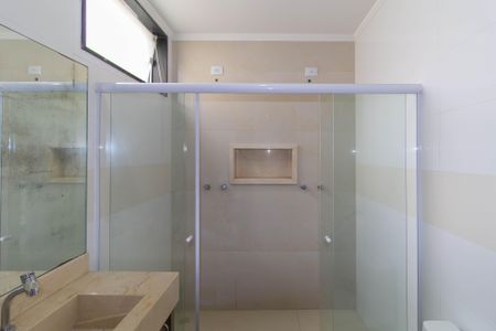 Casa à venda com 220m², 3 quartos e 4 vagas Casa à venda com 220m², 3 quartos e 4 vagasBanheiro da Suíte 3