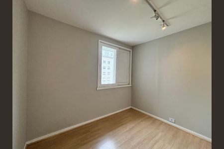 Quarto de apartamento à venda com 2 quartos, 89m² em Itaim Bibi, São Paulo