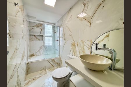 Apartamento à venda com 89m², 2 quartos e 1 vagaBanheiro Social