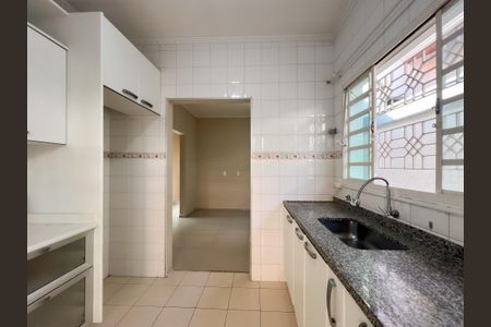 Casa de condomínio para alugar com 192m², 3 quartos e 6 vagas Casa de condomínio para alugar com 192m², 3 quartos e 6 vagasCozinha