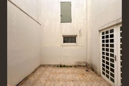 Casa de condomínio para alugar com 192m², 3 quartos e 6 vagas Casa de condomínio para alugar com 192m², 3 quartos e 6 vagasVista