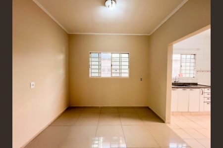 Casa de condomínio para alugar com 192m², 3 quartos e 6 vagas Casa de condomínio para alugar com 192m², 3 quartos e 6 vagasCopa