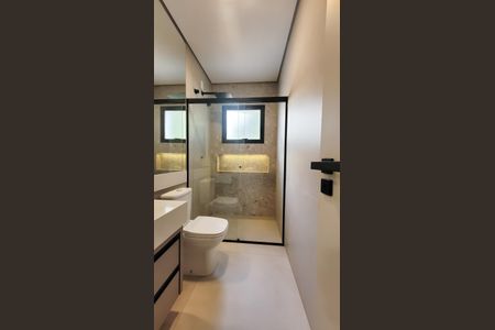 Apartamento à venda com 232m², 3 quartos e 3 vagasBanheiro Suite 1