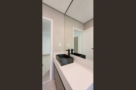 Apartamento à venda com 232m², 3 quartos e 3 vagasBanheiro Suite 1