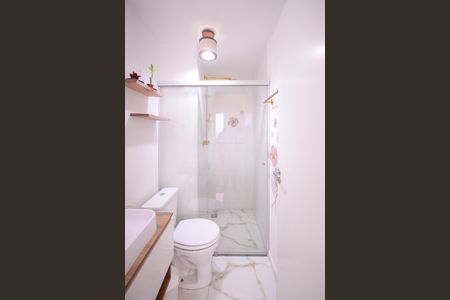 Apartamento para alugar com 38m², 2 quartos e sem vagaBanheiro 