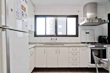 Apartamento à venda com 131m², 3 quartos e 2 vagasCozinha