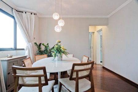 Apartamento à venda com 131m², 3 quartos e 2 vagasSala