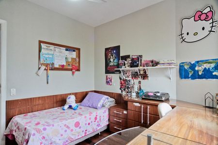 Apartamento à venda com 131m², 3 quartos e 2 vagasSuíte 1