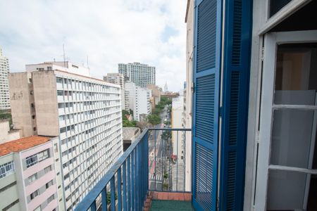 Varanda de kitnet/studio para alugar com 1 quarto, 45m² em Sé, São Paulo