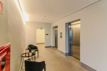 Apartamento para alugar com 77m², 1 quarto e 1 vaga Apartamento para alugar com 77m², 1 quarto e 1 vagaHall de entrada