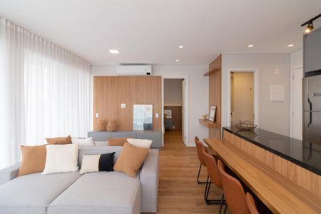 Sala de apartamento à venda com 2 quartos, 77m² em Pinheiros, São Paulo