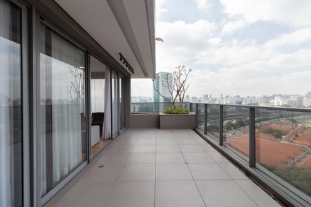 Apartamento à venda com 77m², 2 quartos e 1 vagaVaranda